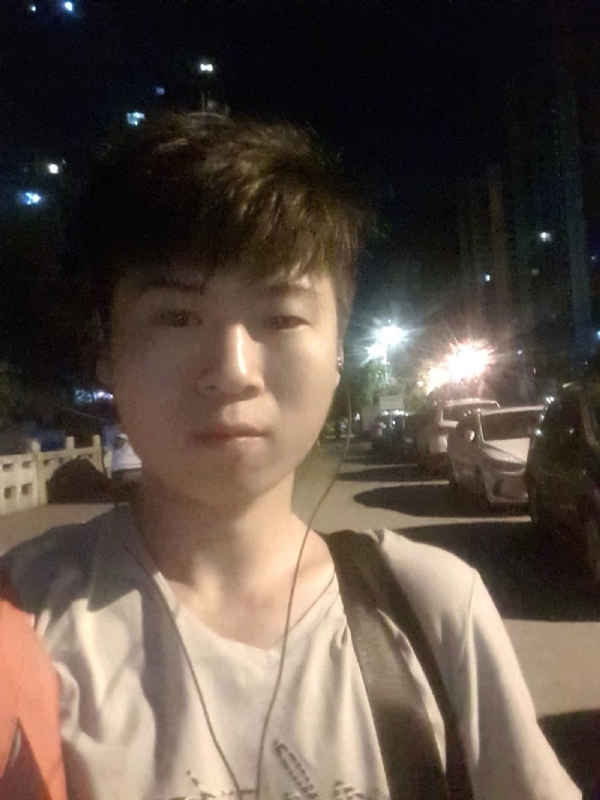 流星的瞬间的第一张照片--武夷山婚介网