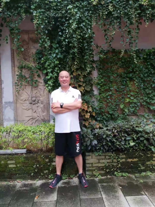 李国伟的第五张照片--武夷山婚介网