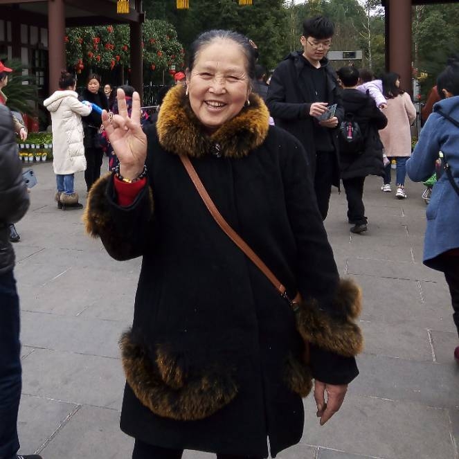 刘刘的第一张照片--武夷山婚介网