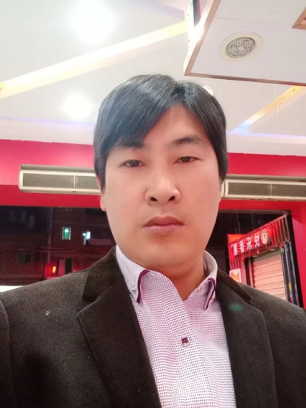 奔跑的第二张照片--武夷山婚介网