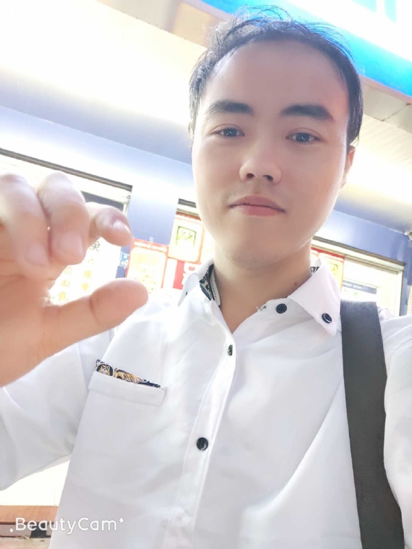 开心就好的第一张照片--武夷山婚介网