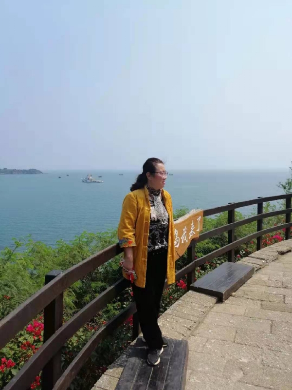 曦若半秋的第一张照片--武夷山婚介网