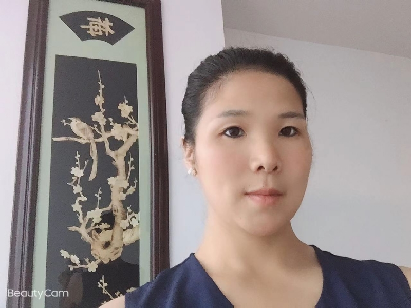 微笑的第一张照片--武夷山婚介网