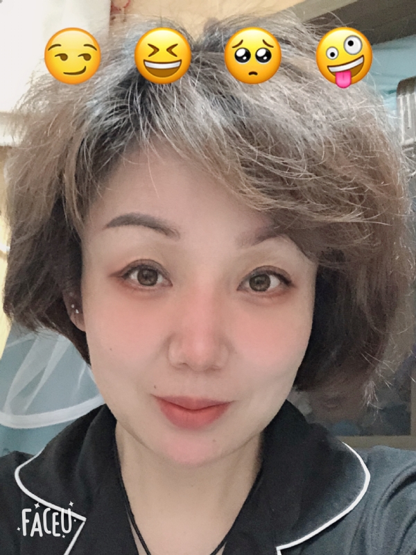 飘拂的第一张照片--武夷山婚介网