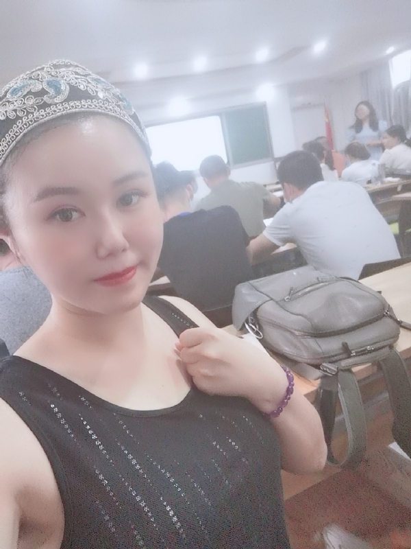 冰欣的第一张照片--武夷山婚介网