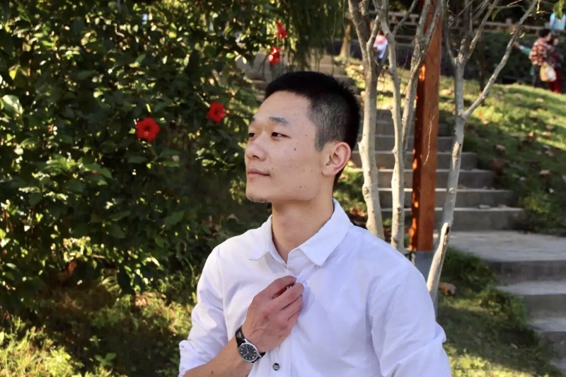 落落大方的第一张照片--武夷山婚介网
