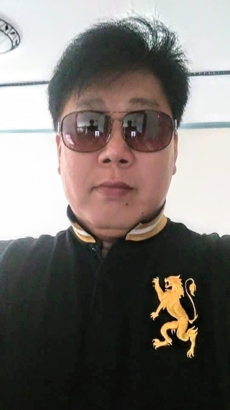 含笑半步癲的第一张照片--武夷山婚介网