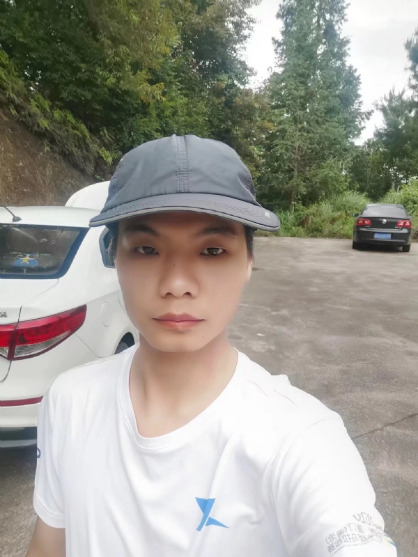 执手幸福的第一张照片--武夷山婚介网