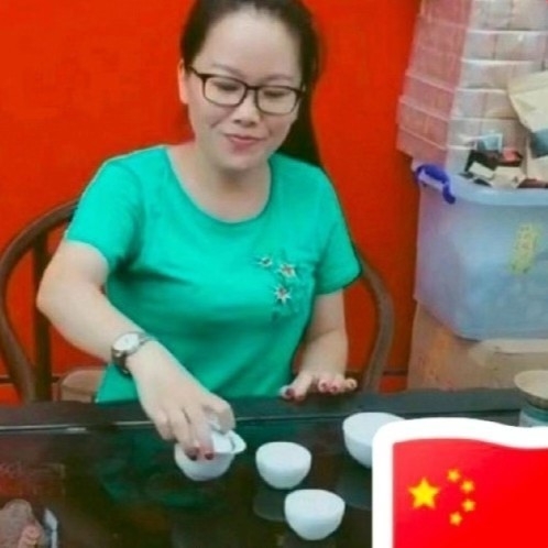 妖娆的第一张照片--武夷山婚介网