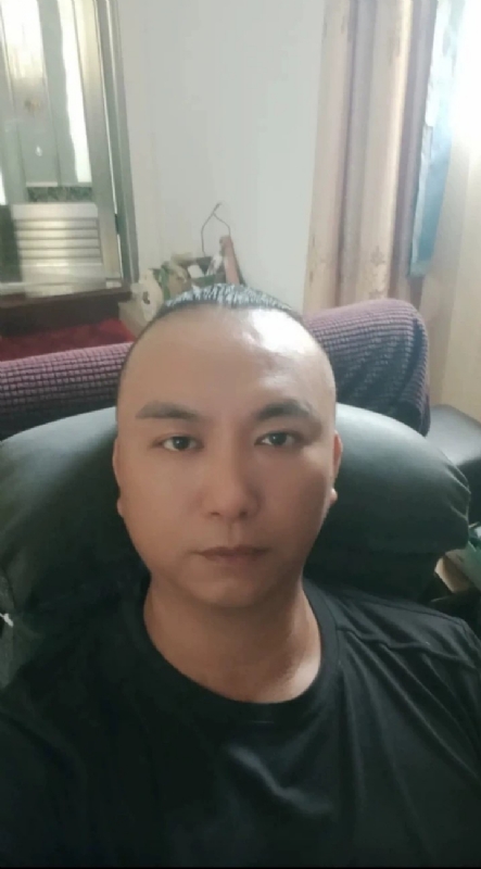 施逸森的第一张照片--武夷山婚介网