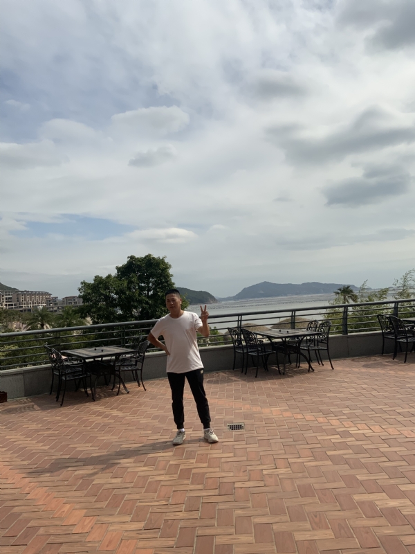 心酸瑟果的第一张照片--武夷山婚介网