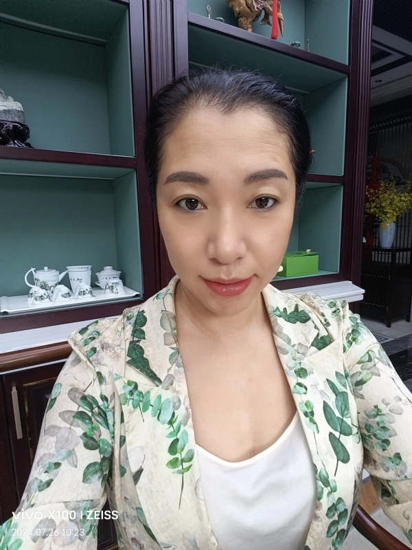 仝馨的第三张照片--武夷山婚介网