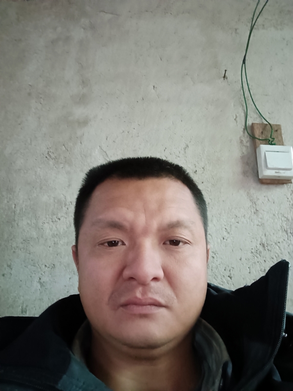 兰成龙的第四张照片--武夷山婚介网