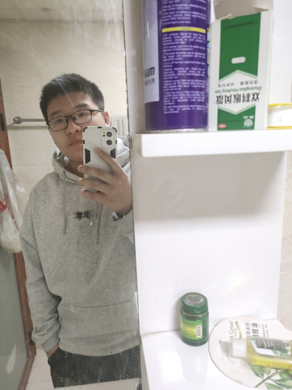 乌鸦坐飞机的第一张照片--武夷山婚介网