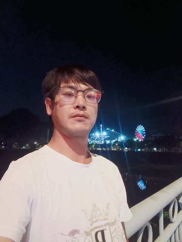任豐的第一张照片--武夷山婚介网
