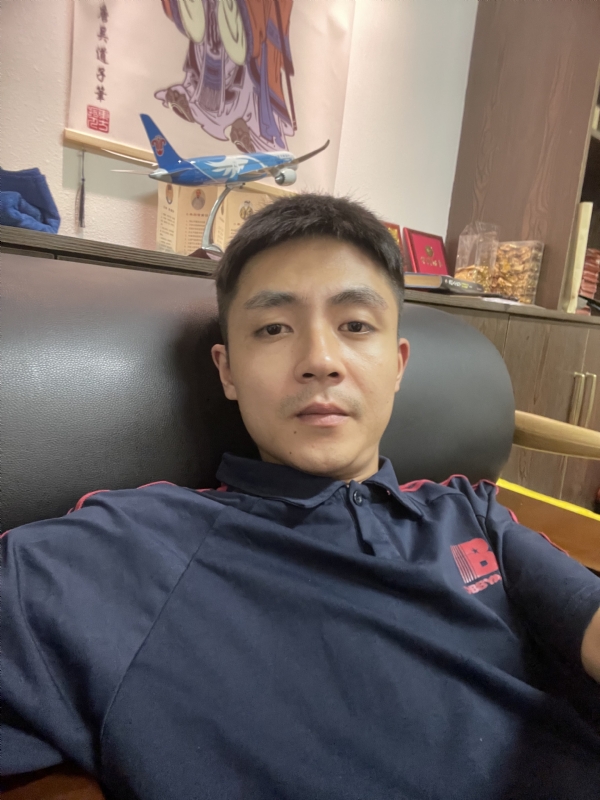 曾曾日上的第一张照片--武夷山婚介网