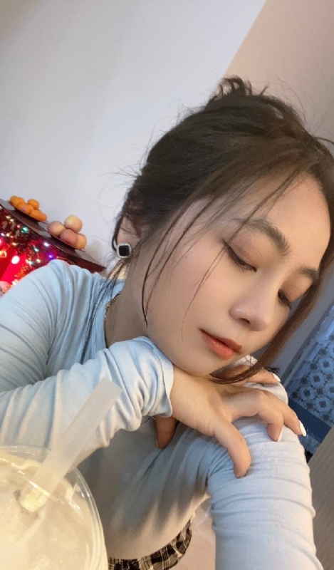 艳秋的第一张照片--武夷山婚介网
